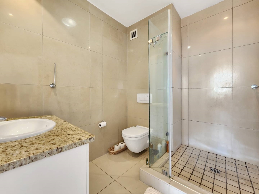 3 Bedroom Property for Sale in Mouille Point Western Cape
